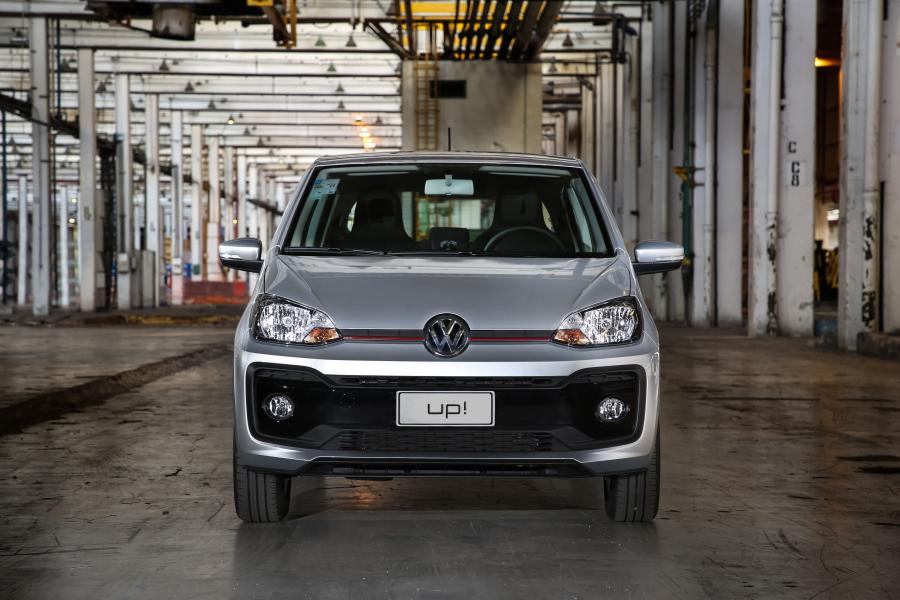  Volkswagen up! Connect 2017 года  (LA) (фото 12 из 19)